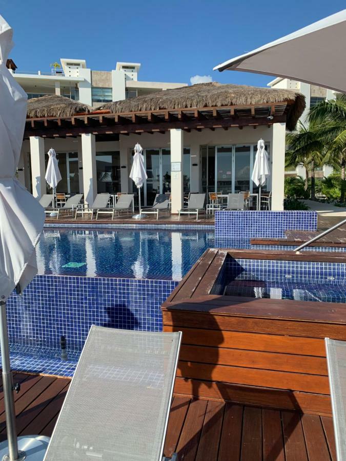 La Amada Condo With Marina View Cancún Eksteriør bilde